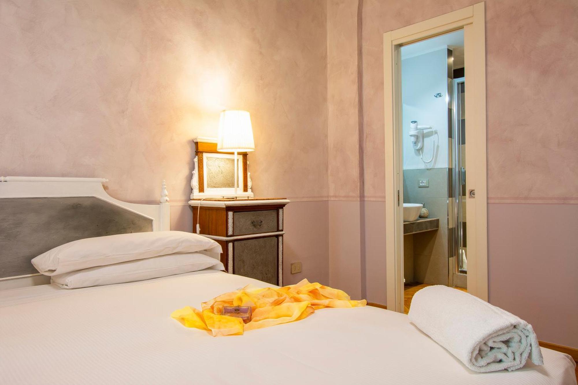 N4U Guest House Firenze Kültér fotó