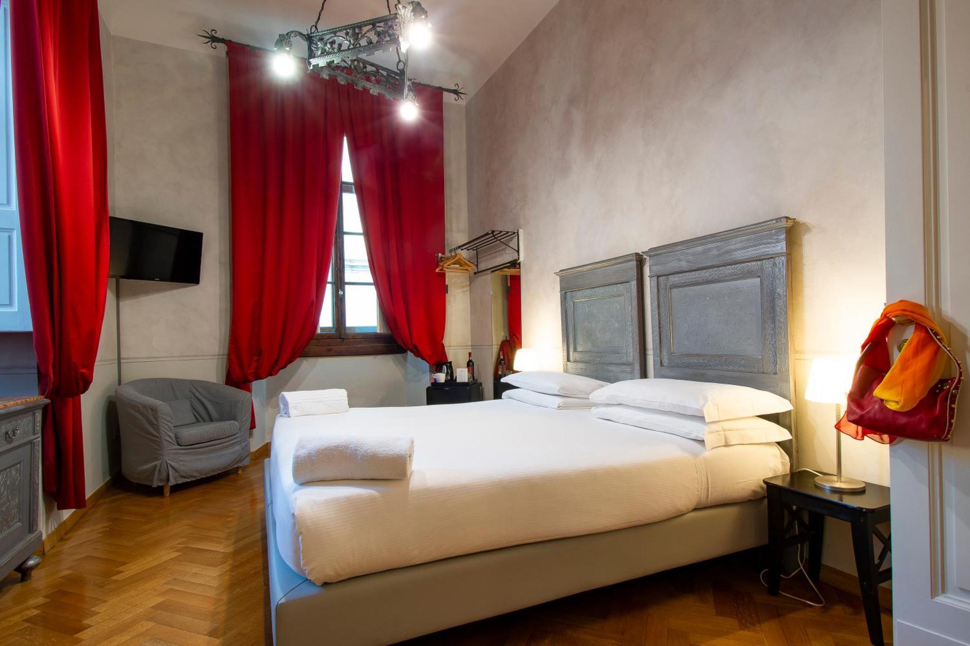 N4U Guest House Firenze Kültér fotó