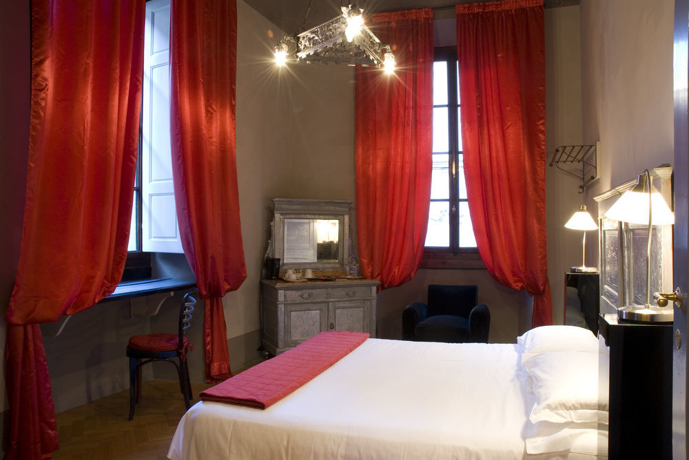 N4U Guest House Firenze Kültér fotó