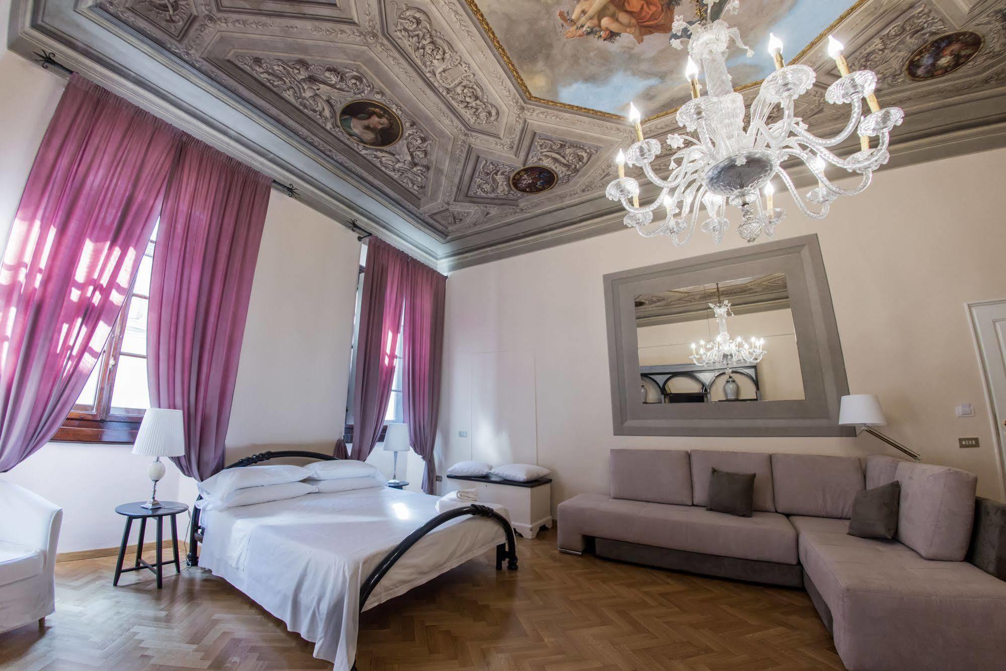 N4U Guest House Firenze Kültér fotó